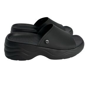 Crocs Skyline Chunky Platform Slide Sandal Womens 10 Black Y2K Bratz Waterproof